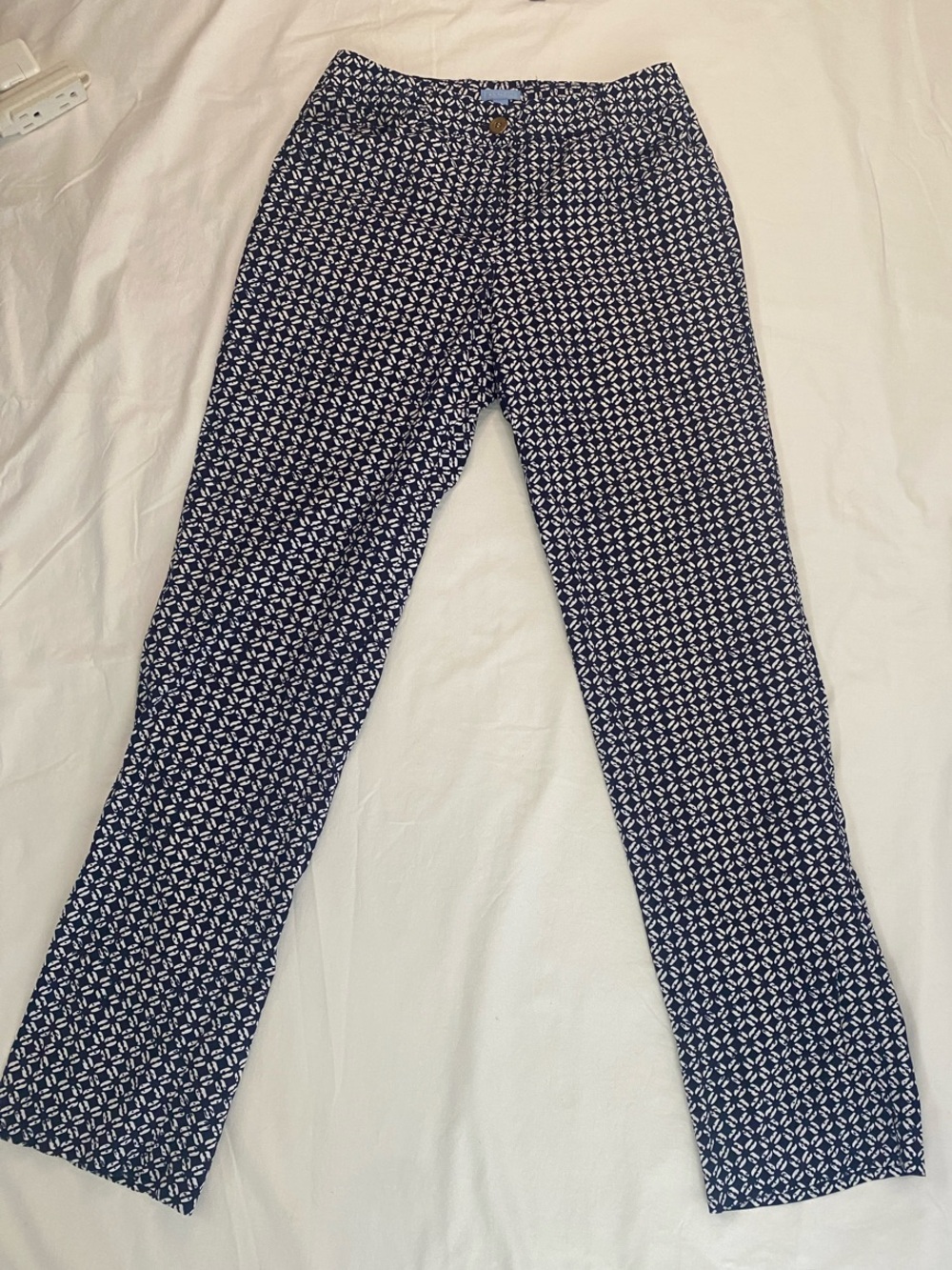 J. McLaughlin Navy & White Geometric Straight Leg Pants